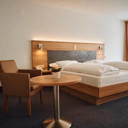 Tiptop Hirt Hotel 3*