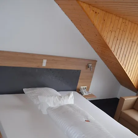 Hirt Hotel