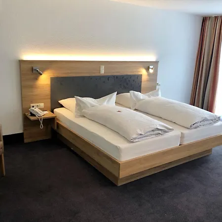 Hirt 3* Deißlingen